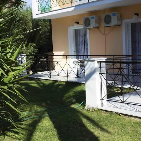 Olive Grove Apts Апартаменты Литакия