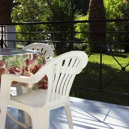 아파트 Olive Grove Apts *