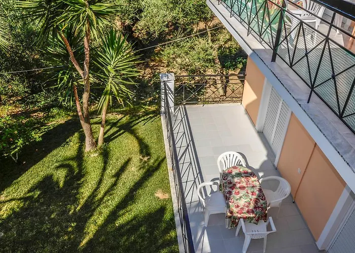 Olive Grove Apts *