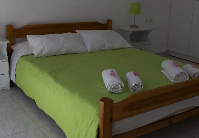 Daire Olive Grove Apts *