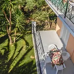 Olive Grove Apts *